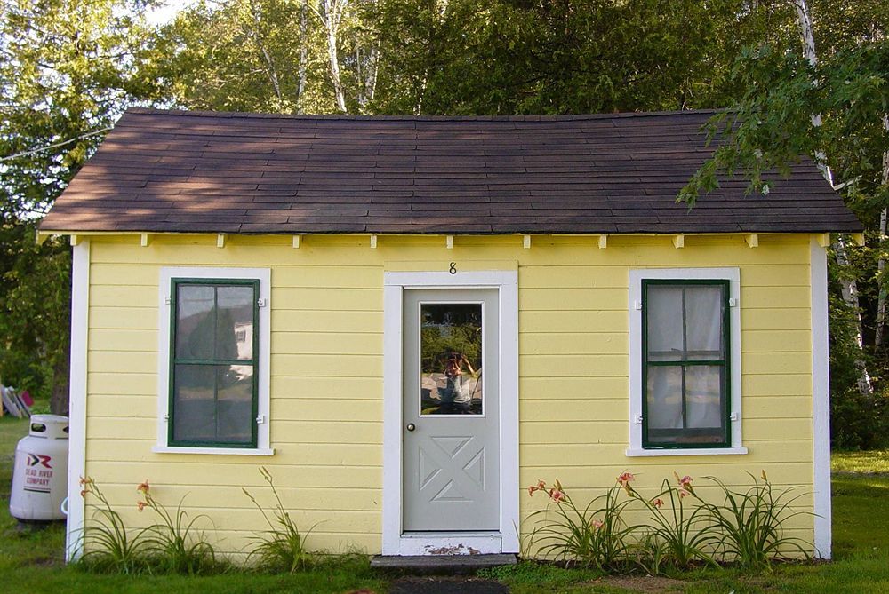 Katahdin Cabins Hotel Millinocket Buitenkant foto
